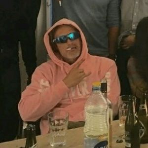 Meet your Posher, Luz